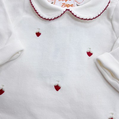 Macacão Tricotil (Tricot 100% Algodão) com Gola e Bordado - Off White Morangos